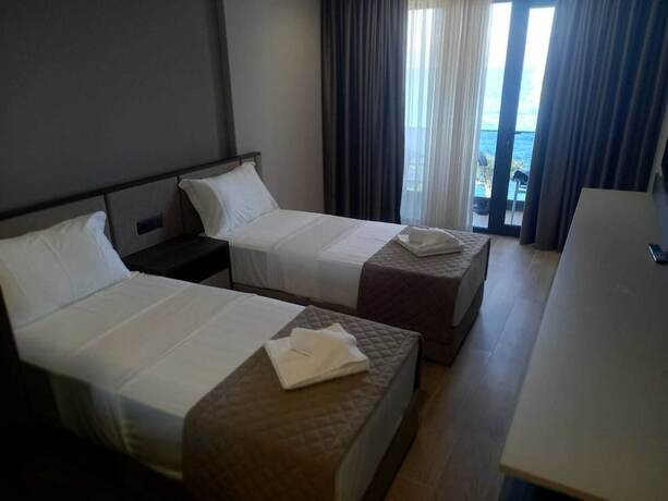 Imagen general del Hotel Joelle Premium. Foto 7