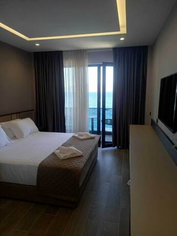 Imagen general del Hotel Joelle Premium. Foto 9