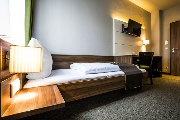 Imagen de la habitación del Hotel Joesepp´s Am Hallhof. Foto 4