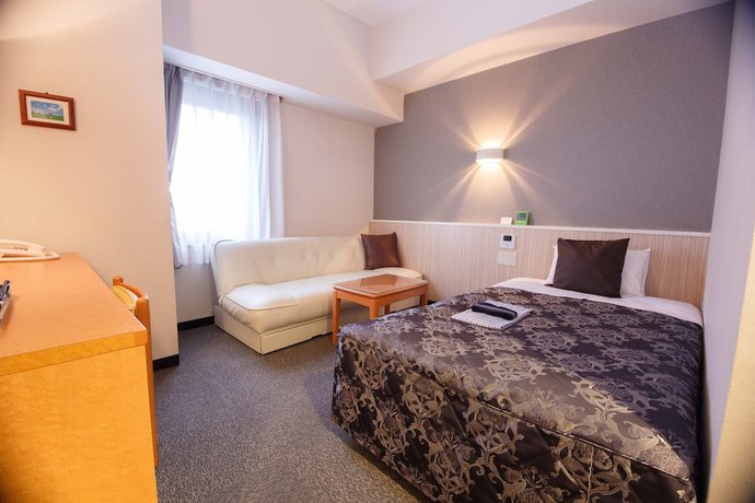 Imagen de la habitación del Hotel Joetsu Sun Plaza. Foto 17