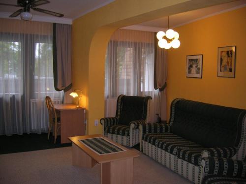 Imagen de la habitación del Hotel Jogar. Foto 10