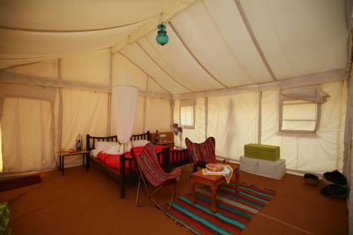 Imagen de la habitación del Hotel Joggan Jaisalmer Camp. Foto 1