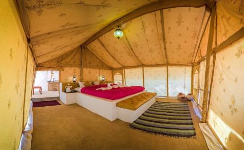 Imagen de la habitación del Hotel Joggan Jaisalmer Camp. Foto 4