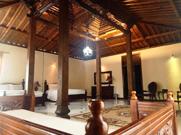 Imagen de la habitación del Hotel Joglo Plawang Boutique Villa. Foto 8