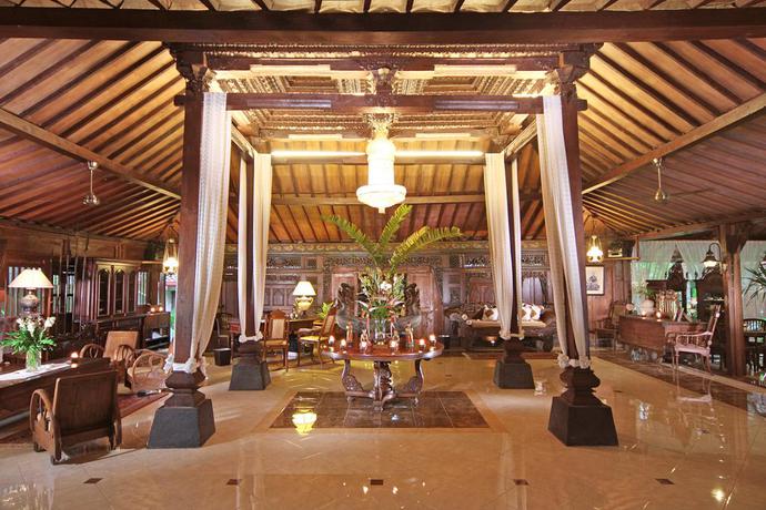 Imagen de los interiores del Hotel Joglo Plawang Boutique Villa. Foto 10