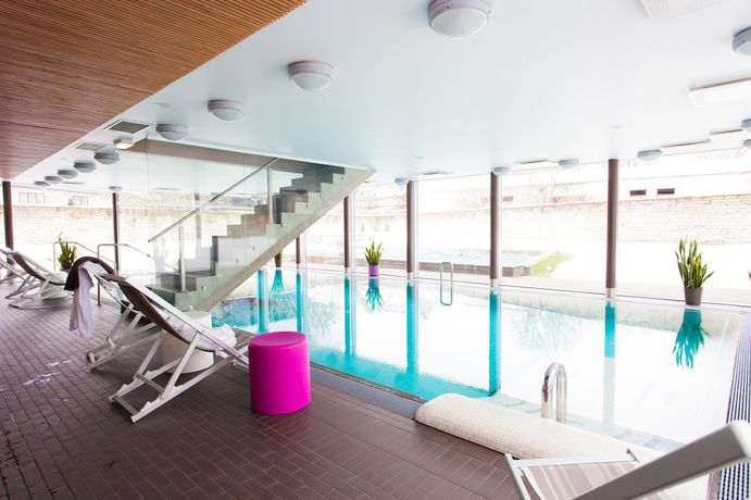 Imagen de la piscina del Hotel Johan Spa. Foto 20