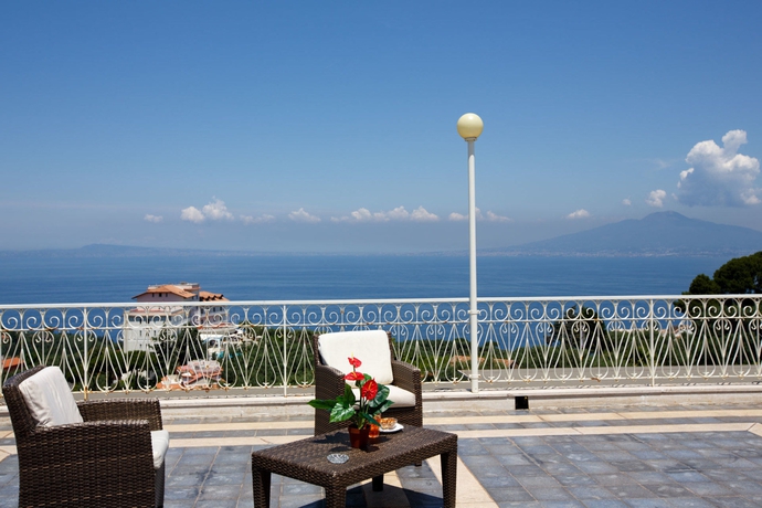 Imagen de los exteriores del Hotel Johanna Park. Foto 9