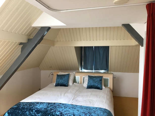 Imagen de la habitación del Hotel Johannes Vermeer. Foto 9