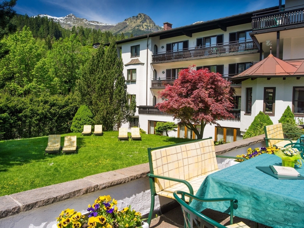 Imagen de los exteriores del Hotel Johannesbad St. Georg. Foto 7
