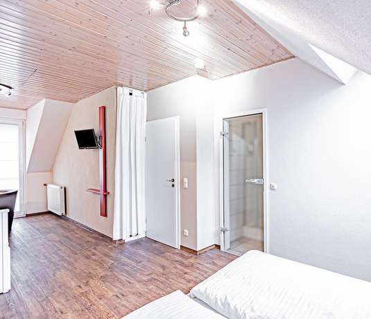 Imagen de la habitación del Hotel Johannishof Wine-Cafe and Guesthouse. Foto 3