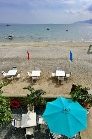Imagen de los exteriores del Hotel Johan's Beach and Dive Resort. Foto 15