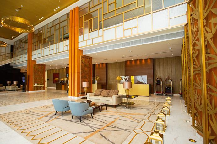 Imagen de los interiores del Hotel Johari Rotana. Foto 19