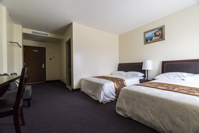 Imagen de la habitación del Hotel John Hotel. Foto 19