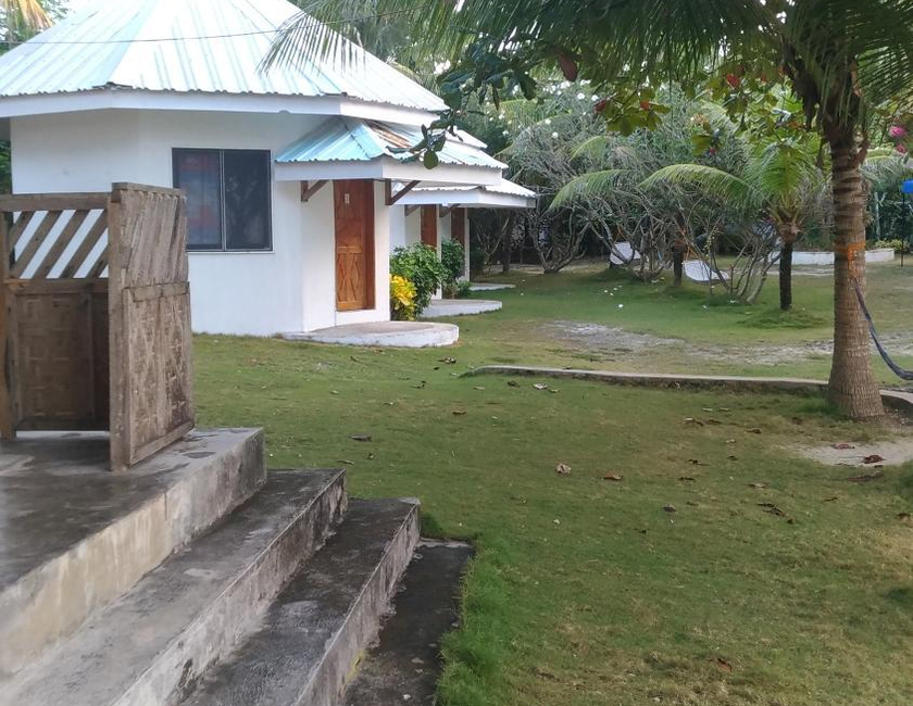 Imagen general del Hotel John Lhea Beach Cottages. Foto 21