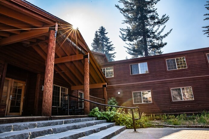 Imagen general del Hotel John Muir Lodge. Foto 3