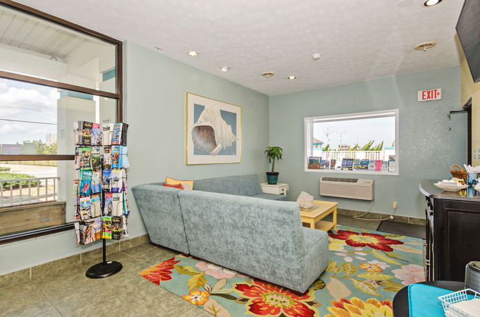 Imagen de los interiores del Hotel John Yancey Oceanfront Inn. Foto 15