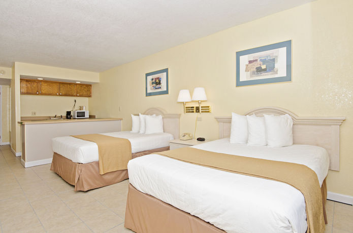 Imagen de los exteriores del Hotel John Yancey Oceanfront Inn. Foto 12