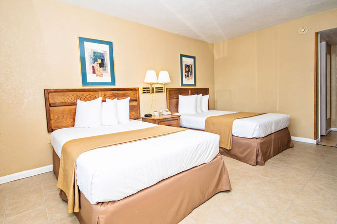 Imagen general del Hotel John Yancey Oceanfront Inn. Foto 2