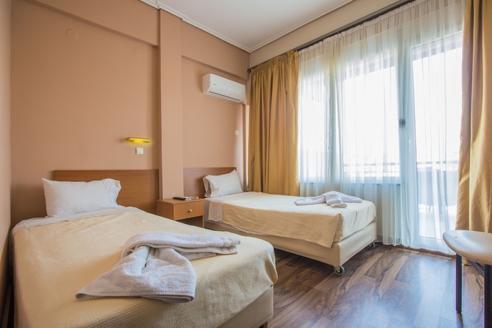 Imagen de la habitación del Hotel John's, Chalkida. Foto 3