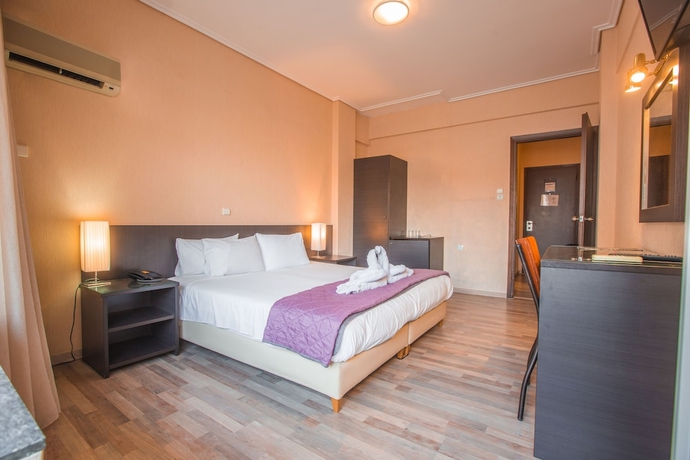 Imagen de la habitación del Hotel John's, Chalkida. Foto 8