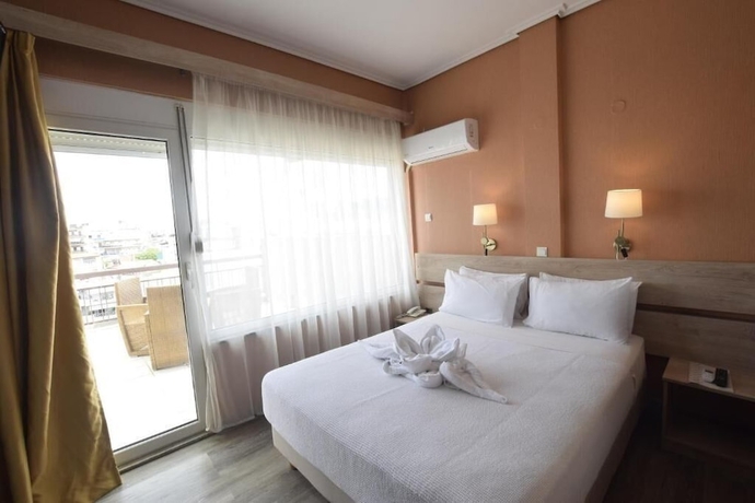Imagen de la habitación del Hotel John's, Chalkida. Foto 9