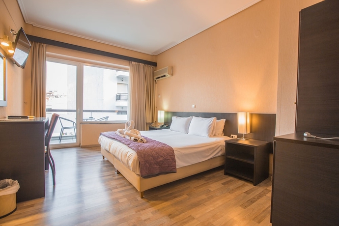 Imagen de la habitación del Hotel John's, Chalkida. Foto 13