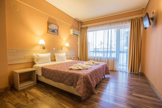 Imagen de la habitación del Hotel John's, Chalkida. Foto 15