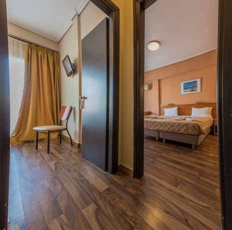 Imagen de la habitación del Hotel John's, Chalkida. Foto 17