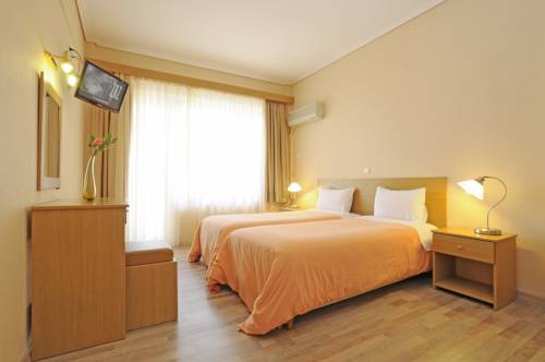 Imagen de la habitación del Hotel John's, Eubea. Foto 4