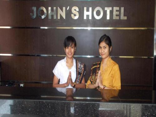 Imagen general del Hotel John\'s. Foto 18