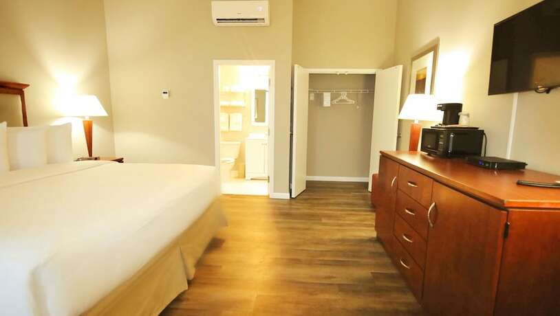 Imagen general del Hotel John\'s Pass. Foto 1