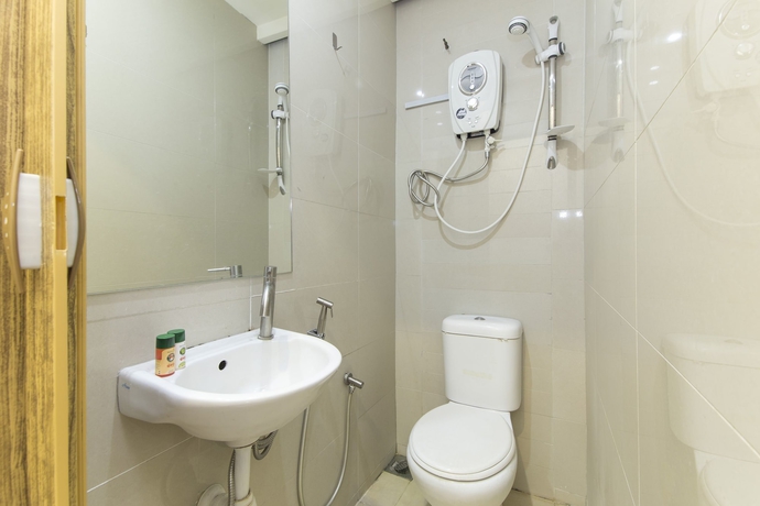 Imagen de la habitación del Hotel Johnshun. Foto 6