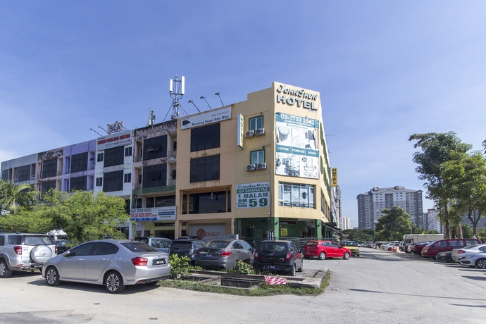Imagen de los exteriores del Hotel Johnshun. Foto 14
