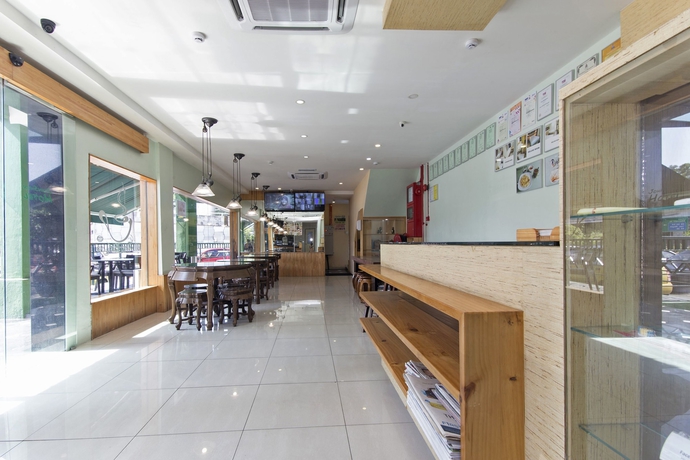 Imagen de los interiores del Hotel Johnshun. Foto 15