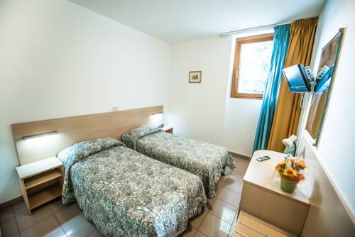 Imagen de la habitación del Hotel Johnson. Foto 13