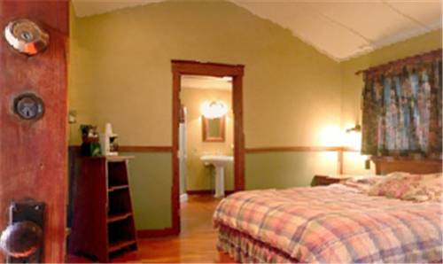 Imagen de la habitación del Hotel Johnston Canyon Lodge & Bungalows. Foto 11