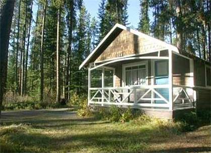 Imagen de la habitación del Hotel Johnston Canyon Lodge & Bungalows. Foto 13