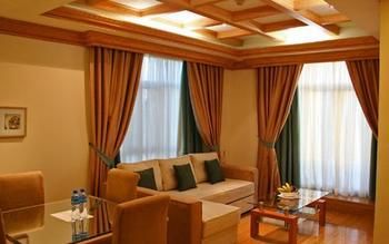 Imagen de los interiores del Hotel Johny International. Foto 9
