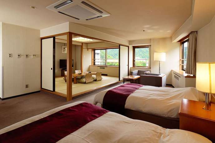 Imagen de la habitación del Hotel Johzankei. Foto 4