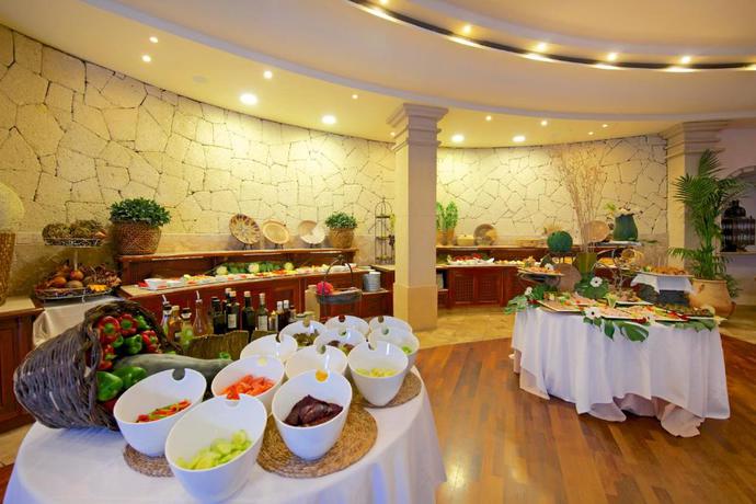 Imagen del bar/restaurante del Hotel Joia El Mirador By Iberostar -adults Only. Foto 3