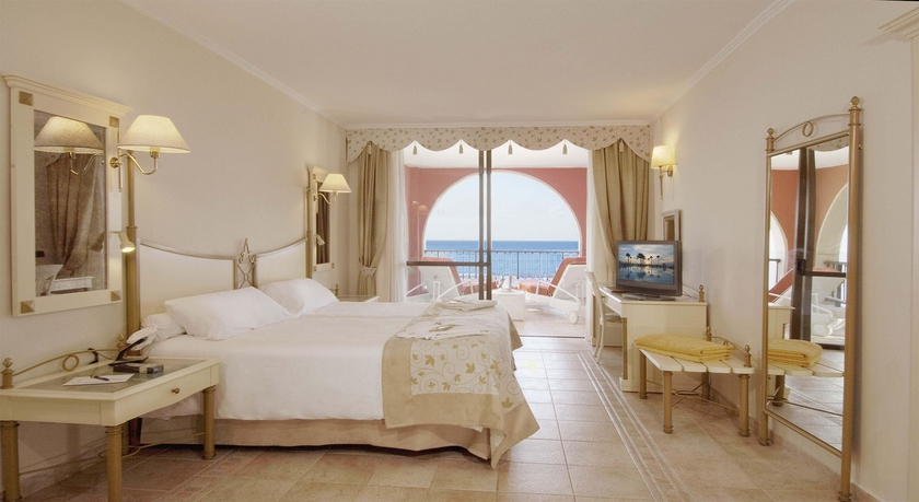 Imagen de la habitación del Hotel Joia Salomé By Iberostar -adults Only. Foto 6