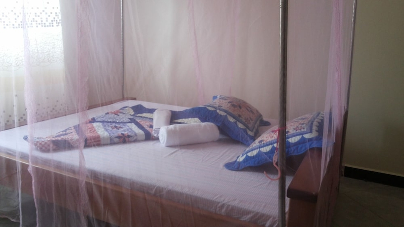 Imagen de la habitación del Hotel Jojo\'s Palace Annex. Foto 9