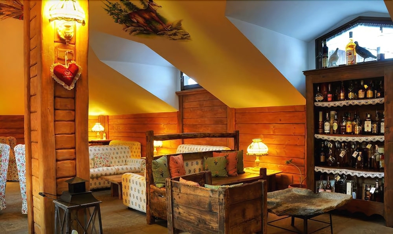 Imagen de los interiores del Hotel Jolanda Sport. Foto 16