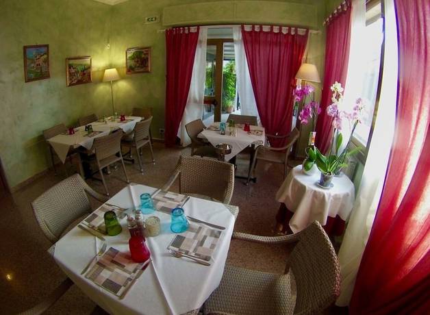 Imagen del bar/restaurante del Hotel Jole, Andora. Foto 9
