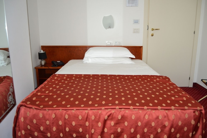 Imagen de la habitación del Hotel Joli, Citta. Foto 5