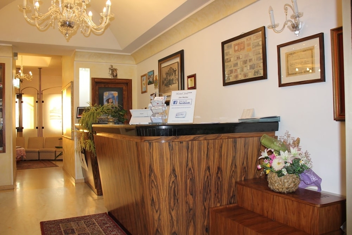 Imagen de los interiores del Hotel Joli, Citta. Foto 18