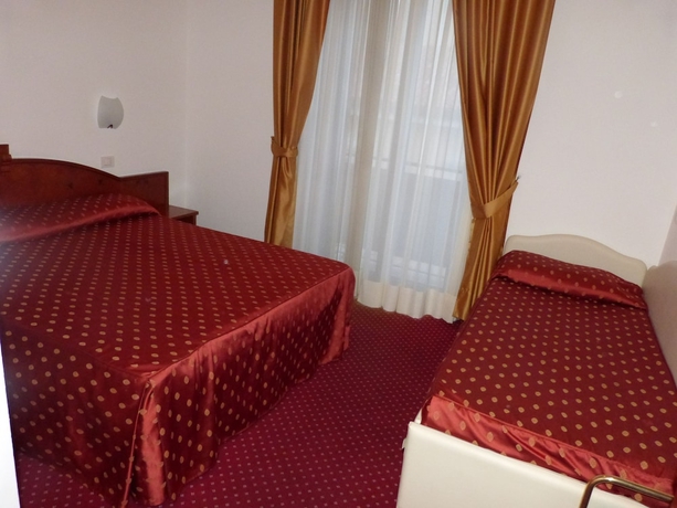 Imagen de la habitación del Hotel Joli, Citta. Foto 14