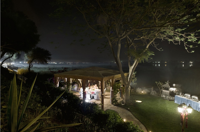 Imagen del bar/restaurante del Hotel Jolie Ville and Spa Kings Island Luxor. Foto 4