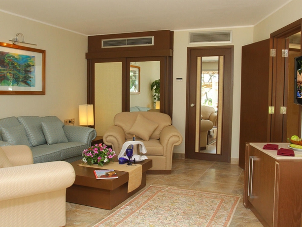 Imagen de los interiores del Hotel Jolie Ville and Spa Kings Island Luxor. Foto 9