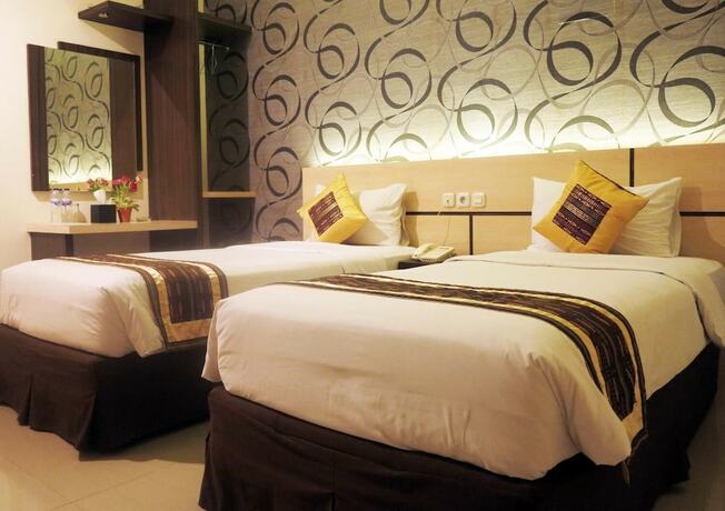 Imagen general del Hotel Jolin. Foto 9